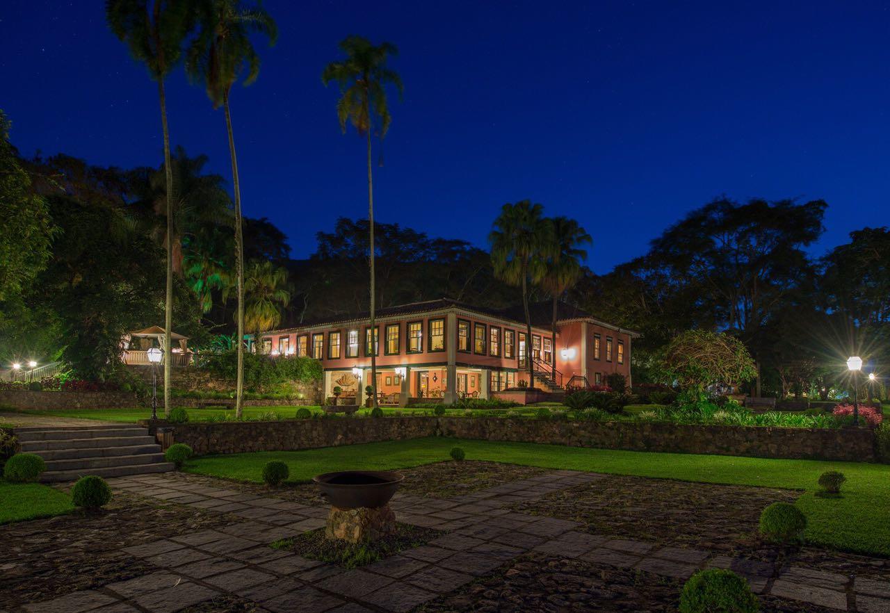 Отель Fazenda Uniao Риу-дас-Флорис Экстерьер фото